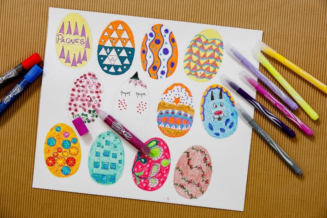 Decorated egg drawings