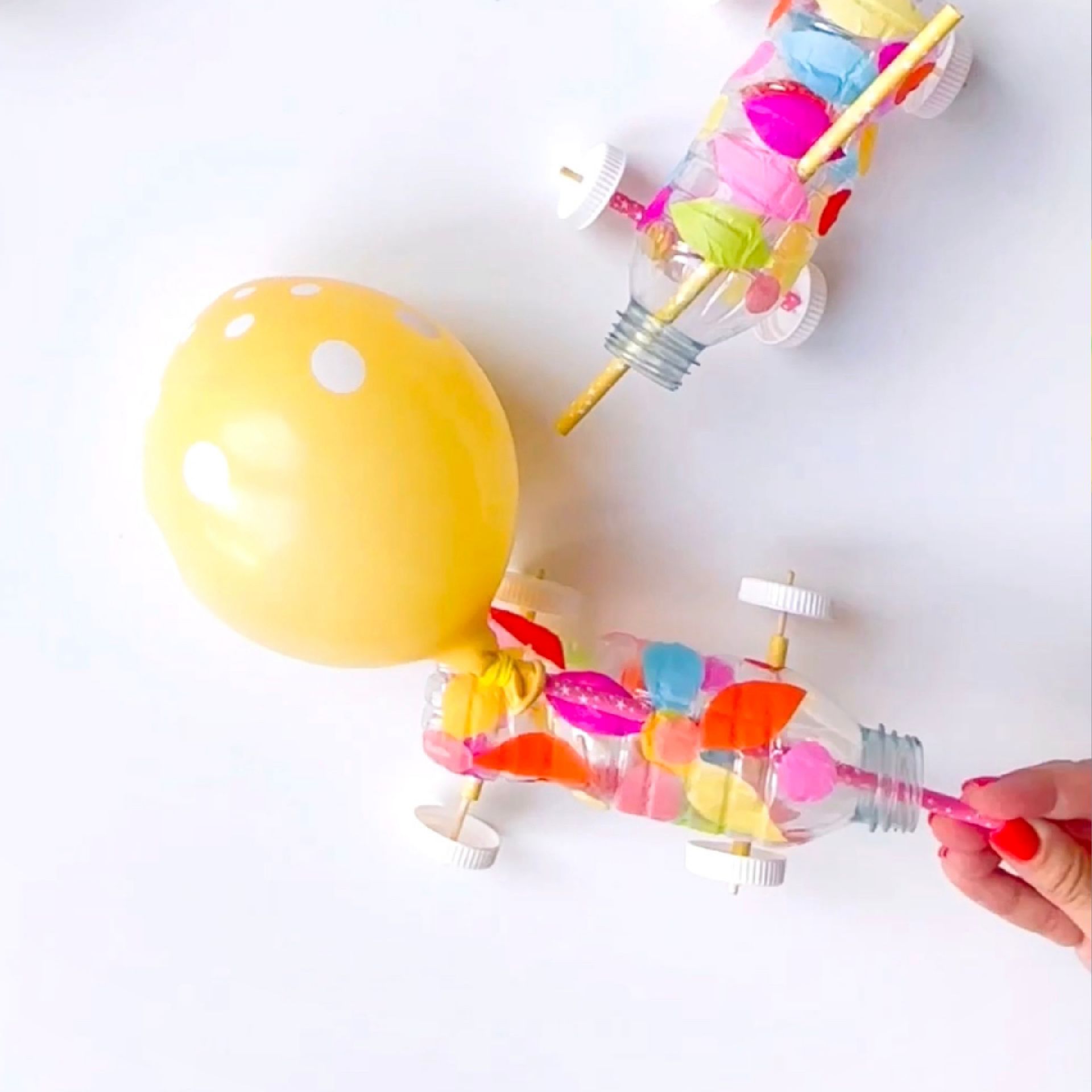 A completed balloon car